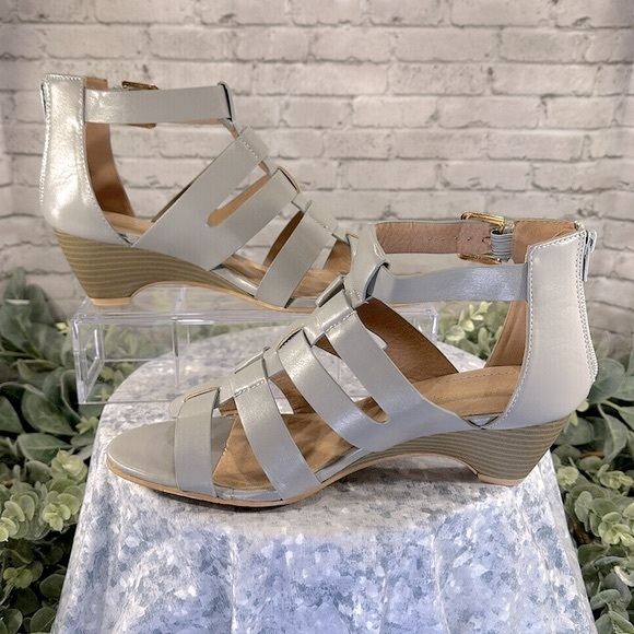 Charming Lady Gray Open Toe Multi-Band Low Wedge Dress Sandals WMS 11M🩶NWOT🩶 - Picture 4 of 10